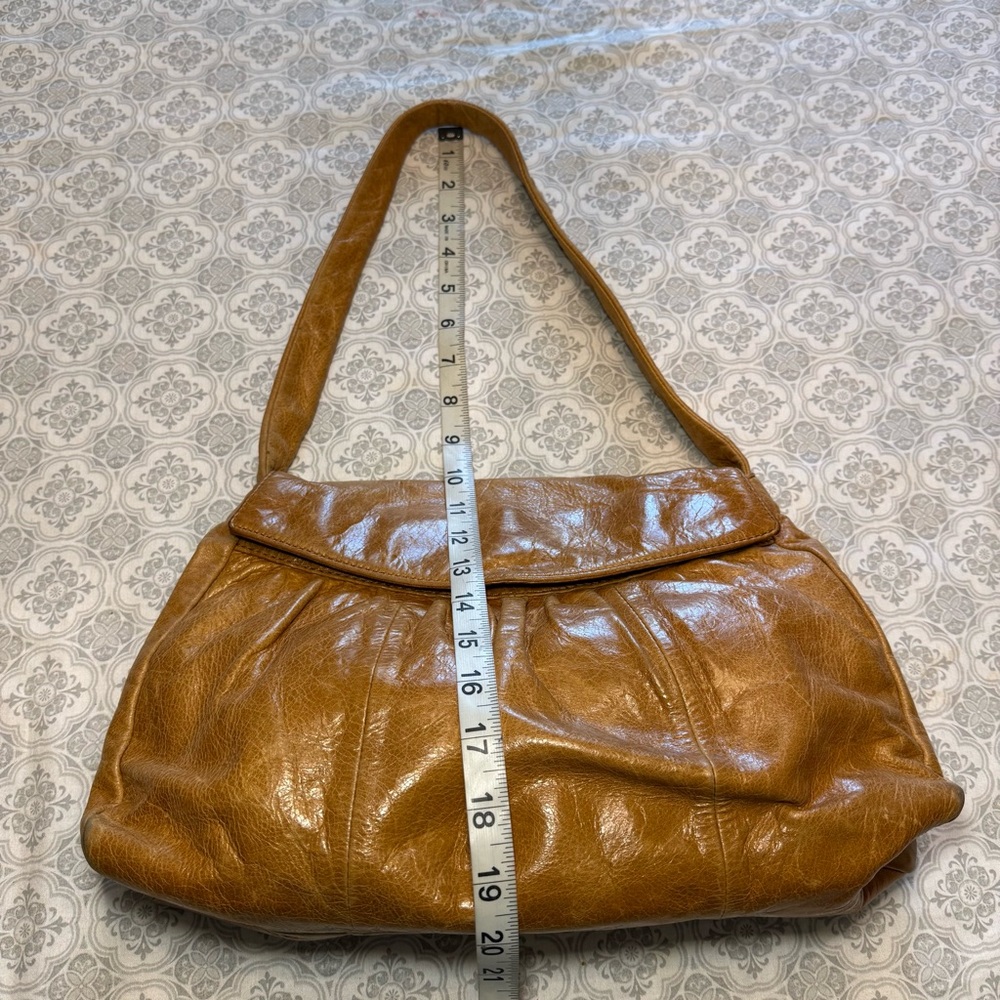 Hobo International Camel Leather Shoulder Bag Slouchy Boho Western Classic - Picture 15 of 16